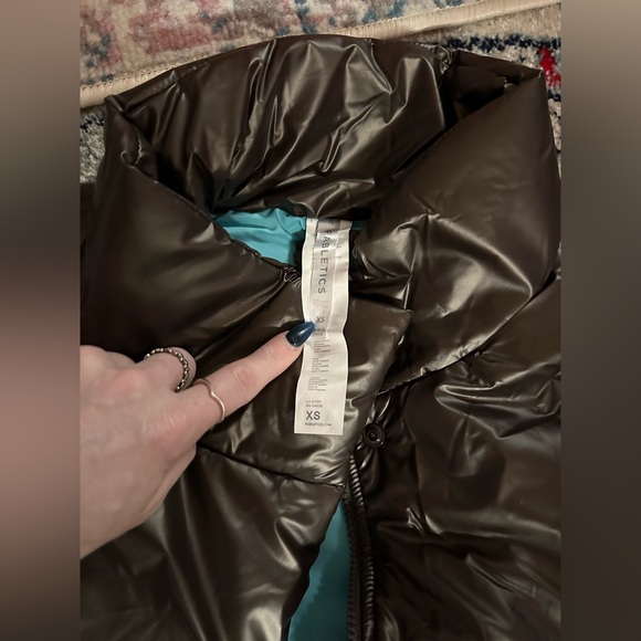 NET Fabletics VEST🆕✨ - Picture 10 of 13